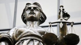 Суд привлек Банк России в качестве третьего лица к иску “Альфа-капитала” к Euroclear Bank