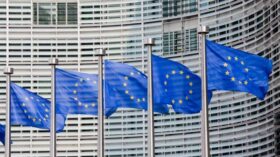 Bloomberg: ЕИБ будет сотрудничать с банками Европы для предоставления средств на оборону