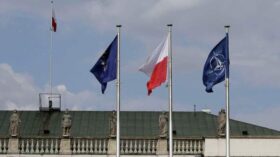 Экс-глава Минобороны Польши допустил банкротство ведомства через 3-4 года