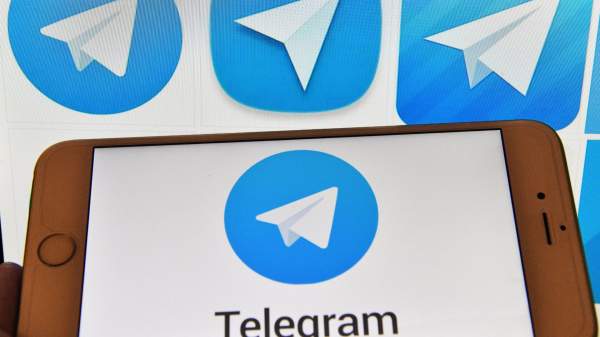 Read more about the article Дуров сообщил о блокировке в Telegram каналов, публикующих личную информацию