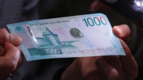 Эксперт Попов: осенью произойдет ослабление рубля