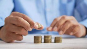 Moneyman: треть россиян детально ведут учет всех доходов и расходов