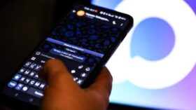МВД: мошенники стали использовать аккаунты россиян в мессенджере Max