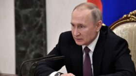 Путин: стабильность госфинансов зависит от положения дел в экономике