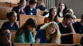 МВД: мошенники понимают, что стереотип о “нищем студенте” давно устарел