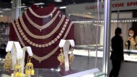 “Атол”: россияне стали чаще покупать украшения из золота