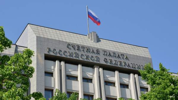 Read more about the article Счетная палата: дефицит бюджета России за первое полугодие составил 2,1% ВВП