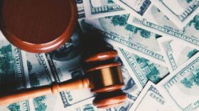 Верховный суд подтвердил долг украинского бизнесмена Фирташа перед Первым каналом