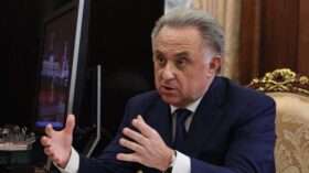 Мутко: “Дом.РФ” планирует привлечь в ходе IPO до 30 млрд рублей