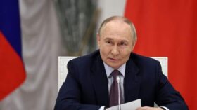 Путин заявил, что идея материнского капитала оказалась очень удачной