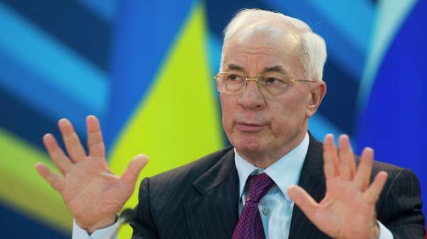 Read more about the article Азаров: Украина не продержится ни дня без внешнего финансирования