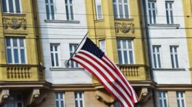 Минфин США до 29 апреля разрешил операции с предприятиями “Роснефти” в Германии