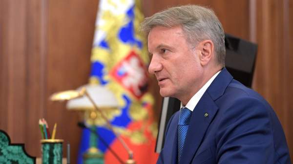 Read more about the article Греф рассказал Путину о двух уникальных технологиях оплаты с помощью телефона
