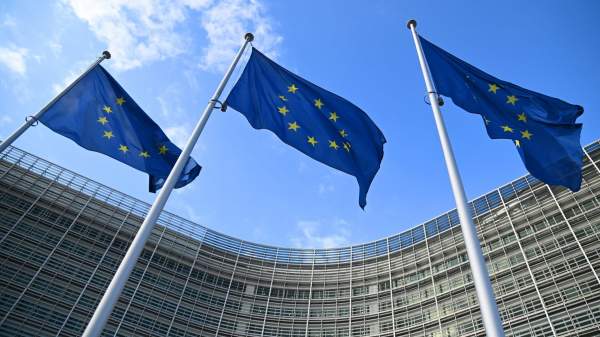 Read more about the article Пиньо: ЕК ищет способы обеспечить финансирование Украины на 2026-2027 годы
