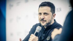 Меркурис: Зеленский полностью растерял свой рейтинг