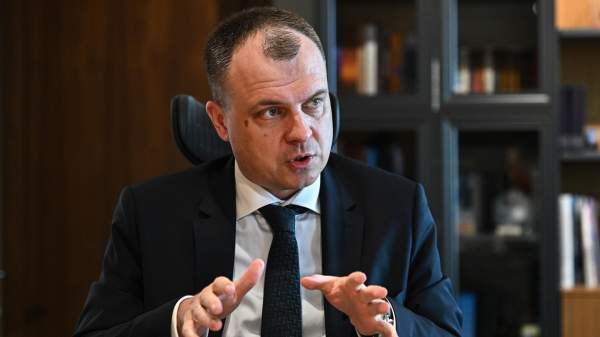 Read more about the article Глава Росстандарта Шалаев назвал ГОСТы инструментом борьбы с контрафактом