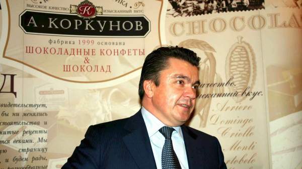 Read more about the article Два кредитора обжаловали прекращение банкротства бывшего кондитера Коркунова