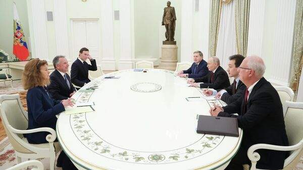 Read more about the article Путин сказал Уиткоффу, что рад его видеть в России во время встречи в Кремле