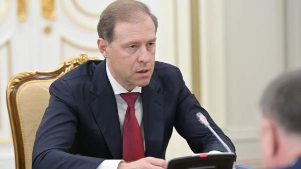 Read more about the article Первый вице-премьер РФ Мантуров провел совещание по оказанию содействия Курской области