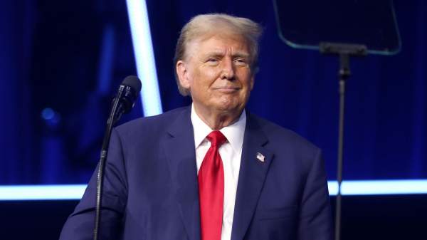 Read more about the article Трамп: нефтяные компании уже ведут разведку месторождений в Венесуэле