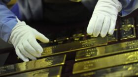 Минфин: ювелирная промышленность в 2025 году сократила использование золота на 22,66%