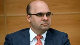 Заботкин рассказал, как работает связь между высокой ключевой ставкой и инфляцией