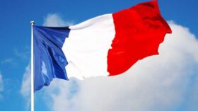 Figaro: число случаев чрезмерной задолженности во Франции превысило ожидания Банка страны