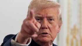Трамп подаст в суд на JPMorgan Chase за отказ обслуживать его