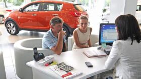 Колбасина: переплата при покупке авто за потребкредит может достичь 950 тыс руб