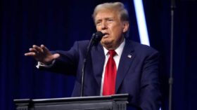 Трамп заявил, что ожидает значительного сокращения госдолга США за счет роста экономики