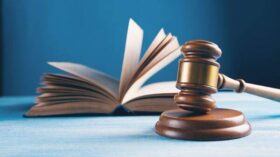 Суд назначил экспертизу в споре Тюменского НПЗ со страховщиками на 110,5 млн евро