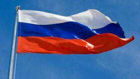 Эксперт Гмыря: зарубежным инвесторам стоит обратить внимание на российские предприятия