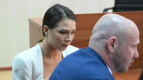 Суд в Москве прекратил дело о банкротстве блогера Лерчек после уплаты долга