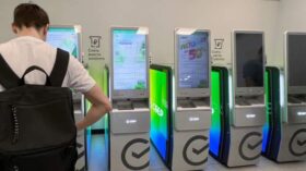 Сбербанк предупредил о возможных трудностях при оплате картой