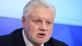 Миронов предложил детально расследовать сбой в работе крупнейших банков