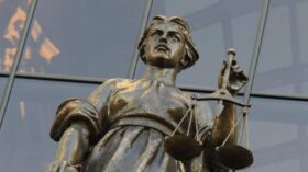 Суд оставил в силе решение о банкротстве экс-замглавы “Открытие Холдинга” Назарычева