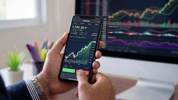 Read more about the article Сравни: почти половина россиян сравнивают финансовые продукты перед оформлением