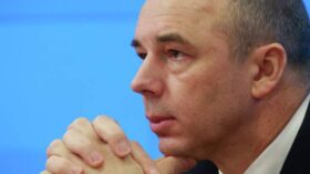 Силуанов: экономика России в целом будет расти