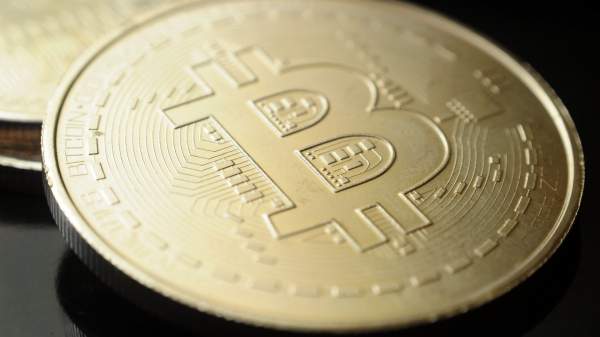 Read more about the article Биткоин подешевел более чем на 3% на усталости рынков от ситуации на Ближнем Востоке