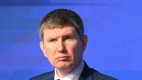 Решетников: структурные изменения в экономике идут, ее модель постоянно донастраивается