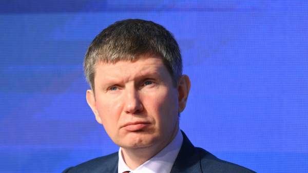Read more about the article Решетников: структурные изменения в экономике идут, ее модель постоянно донастраивается