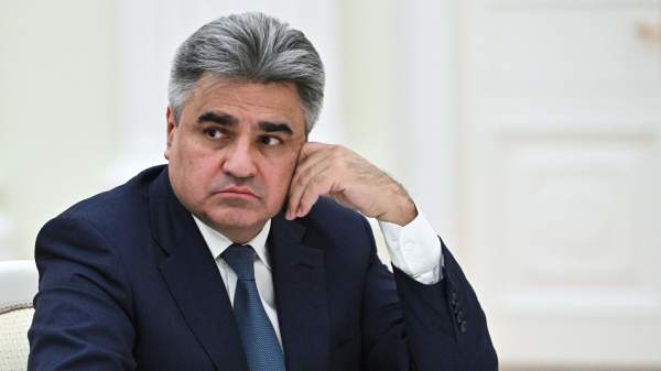 Read more about the article Нечаев предложил поднять порог годового дохода самозанятых до 5 миллионов рублей в год