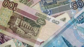 ЦБ: россияне чаще всего хранят сбережения на рублевых вкладах и в наличных