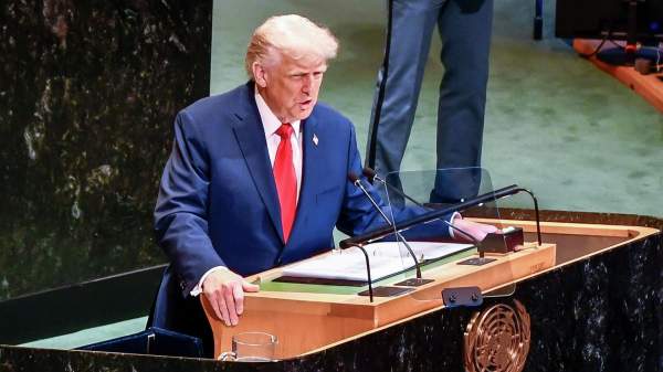 Read more about the article CNBC: компания Трампа запустила платный сервис для ускоренного доступа к публикациям