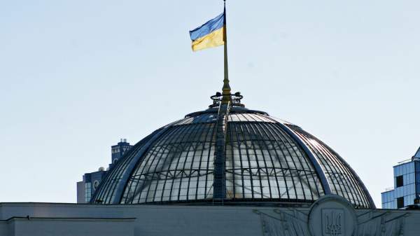 Read more about the article Депутат Рады Гетманцев потребовал отставки главы Нацбанка Украины из-за “Сенс банка”